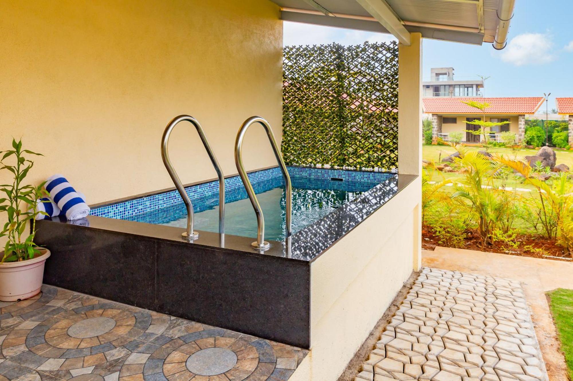Casa Amora Lonavala Bagian luar foto