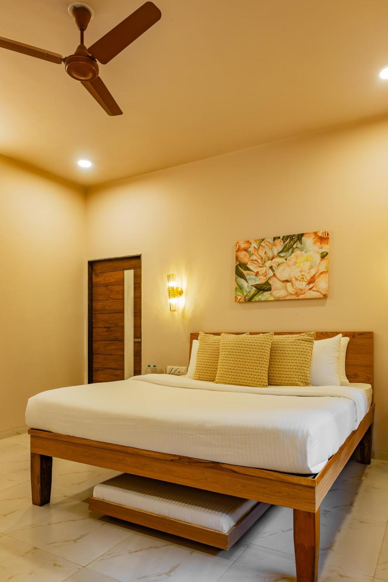 Casa Amora Lonavala Bagian luar foto